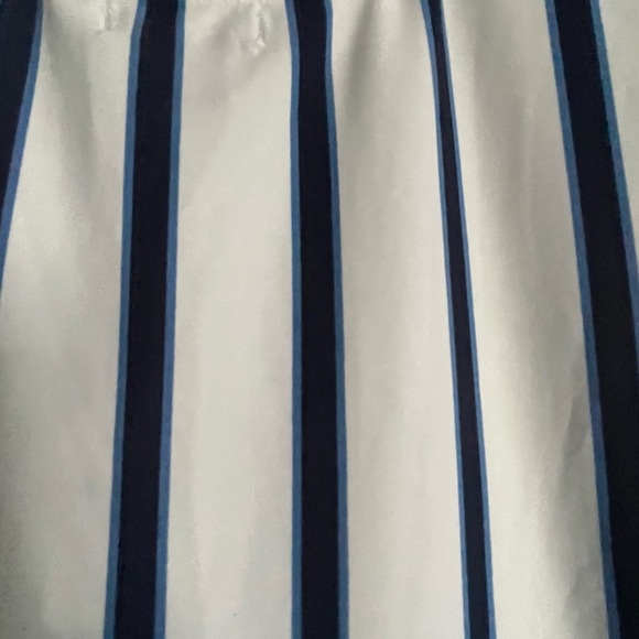 🆕 White blue stripe size medium - Picture 5 of 10